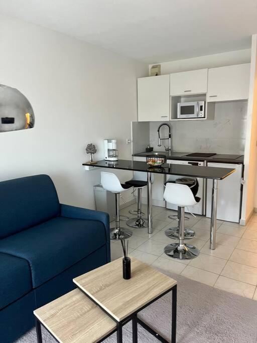 2 Pieces De 29 M2 Apartment *